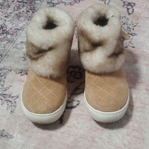 Sugar Kids Tan Quilted Boots with Fur Trim
